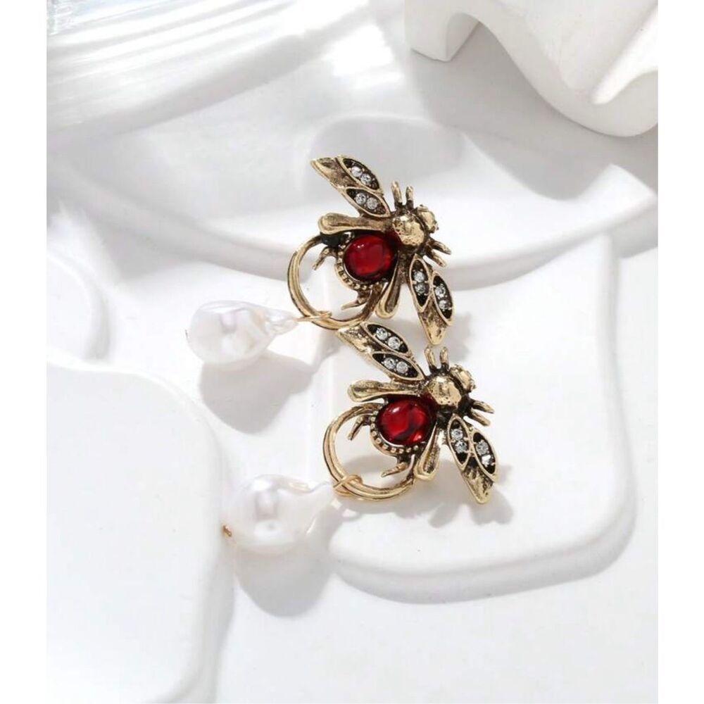Vintage Style Bee Pearl Drop Earrings